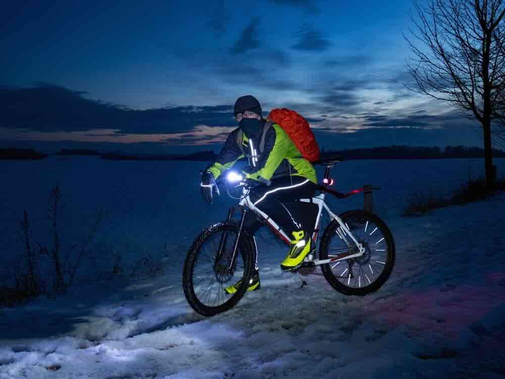 Cykellygter hos Cykelpartner.dk til sikker og effektiv cykling